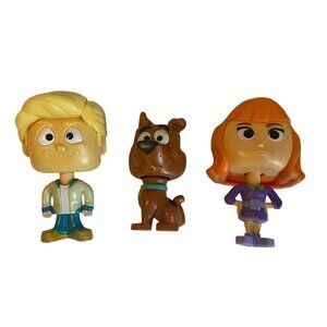Scooby-Doo McDonalds Happy Meal Toys 2021 Fred Daphne Figures Bobble Heads Set